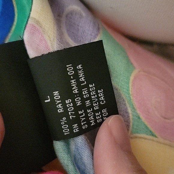 Shopping with Anthony Colorful Swirly Blouse Size Large - Picture 8 of 9